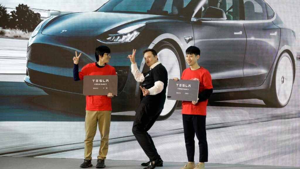 🎯 Tesla’nın Çin’deki Satışları, Apple’ın Güney Kore Hamlesi