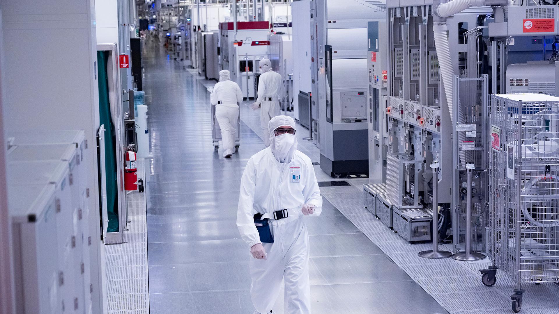 Intel Hisselerinde Düşüş: Almanya Fabrika Planlarında Gelişme