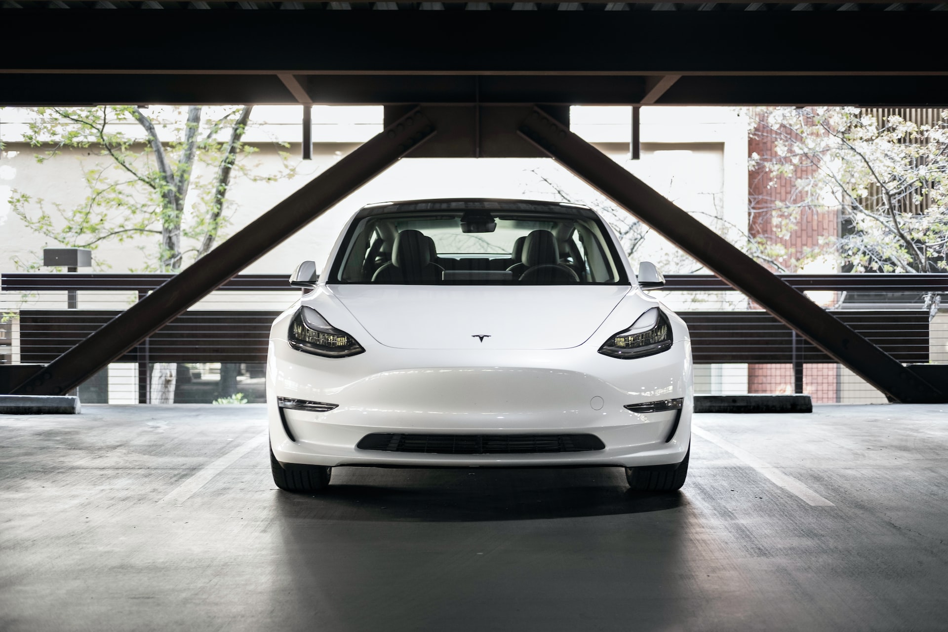 Tesla Hisseleri 2023 Yılında Yükselmeye Devam Edecek mi?
