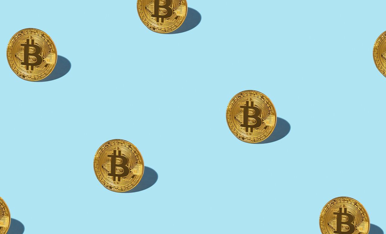 Bitcoin Bu Seneki Yükselişiyle Hem Hisseleri Hem de Altını Yendi!