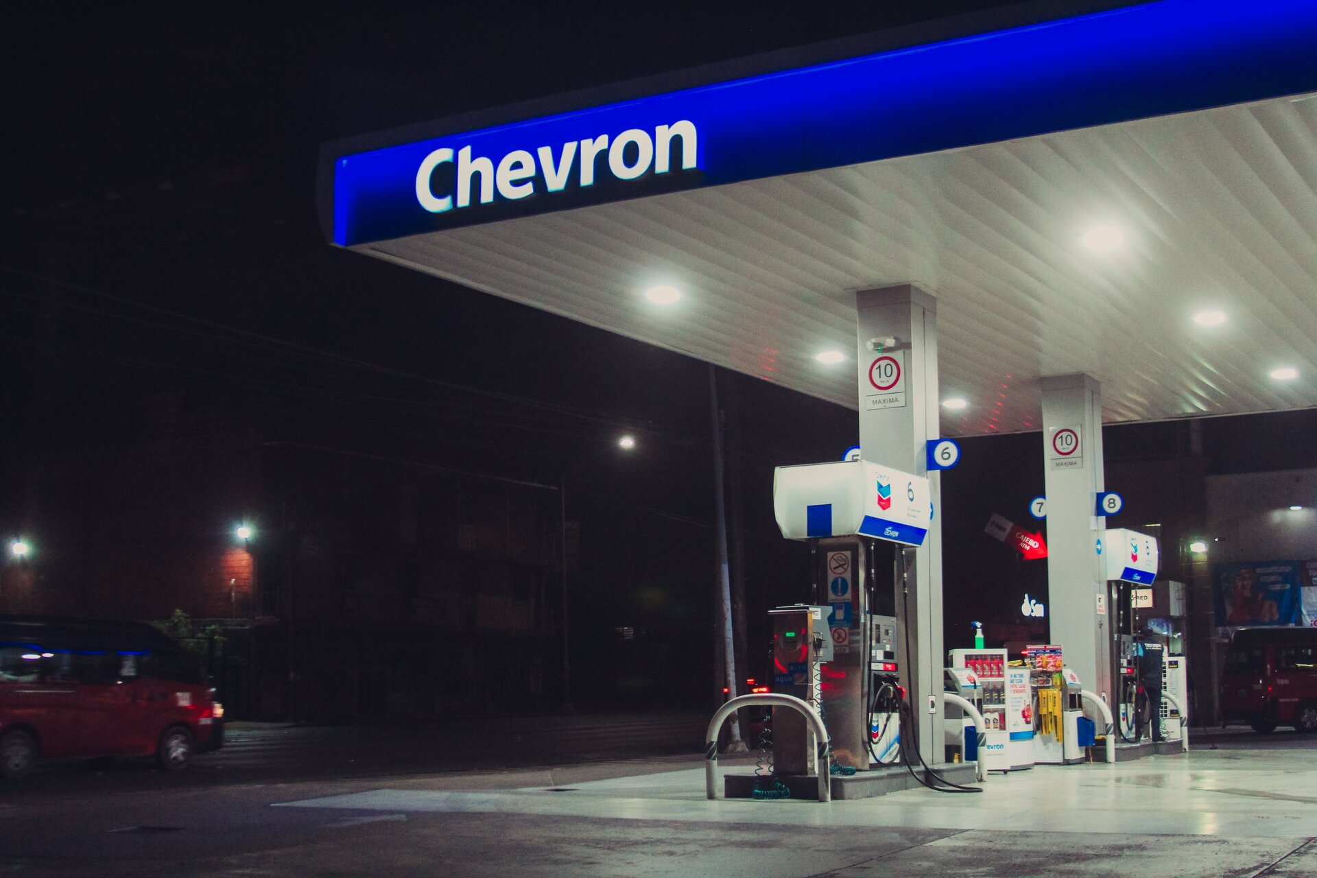 RBC, Chevron’un Notunu ve Hedef Fiyatını Yükseltti
