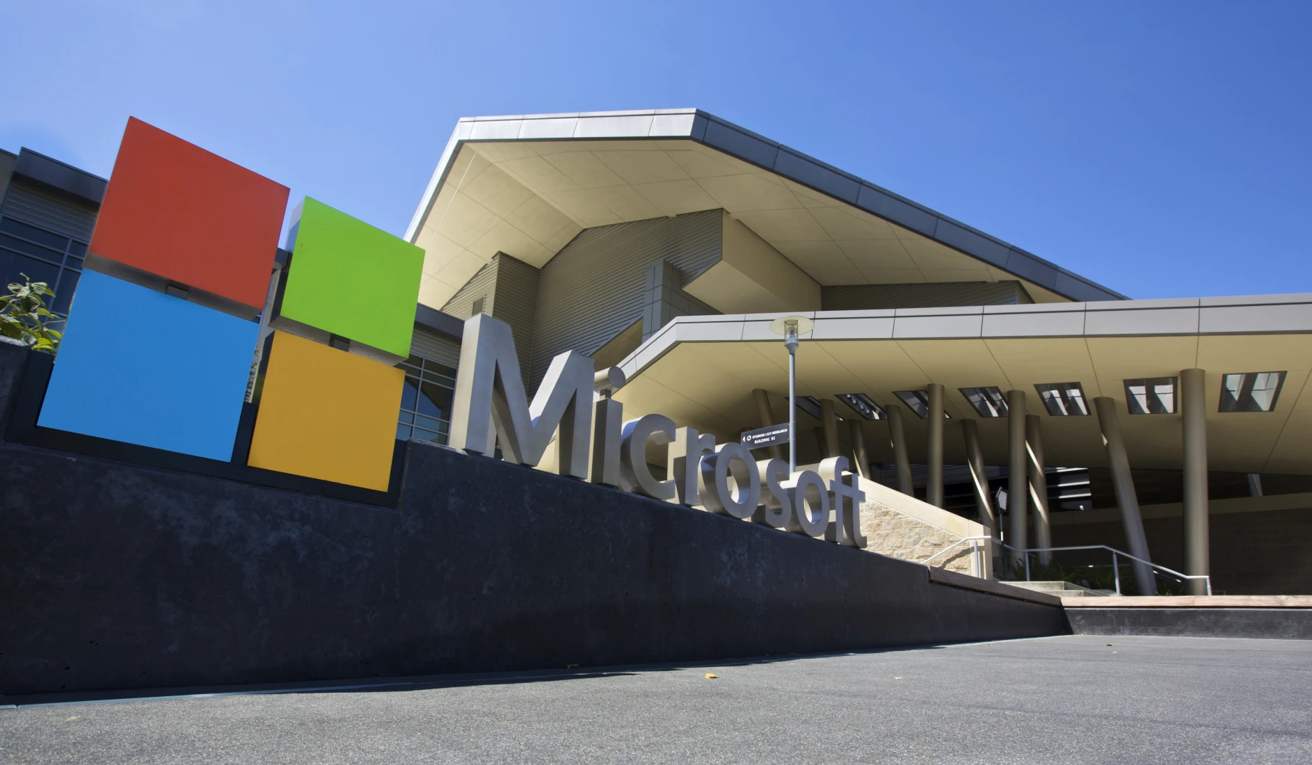 Üretici Yapay Zekâ, Microsoft’u 3 Trilyon Dolara Taşıyabilir