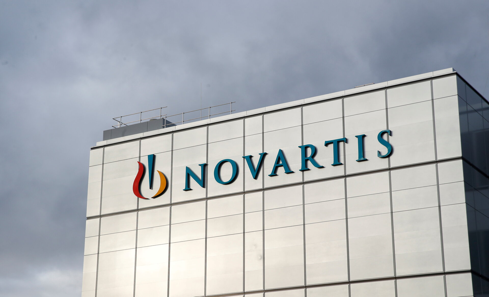 Novartis, 2. Çeyrekteki Güçlü Satışlarıyla 2023 Tahminlerini Yükseltti