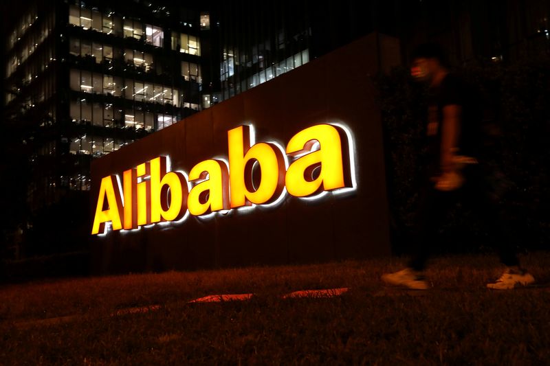 Alibaba’nın Eski Lideri Daniel Zhang Bulut Biriminden de Ayrıldı