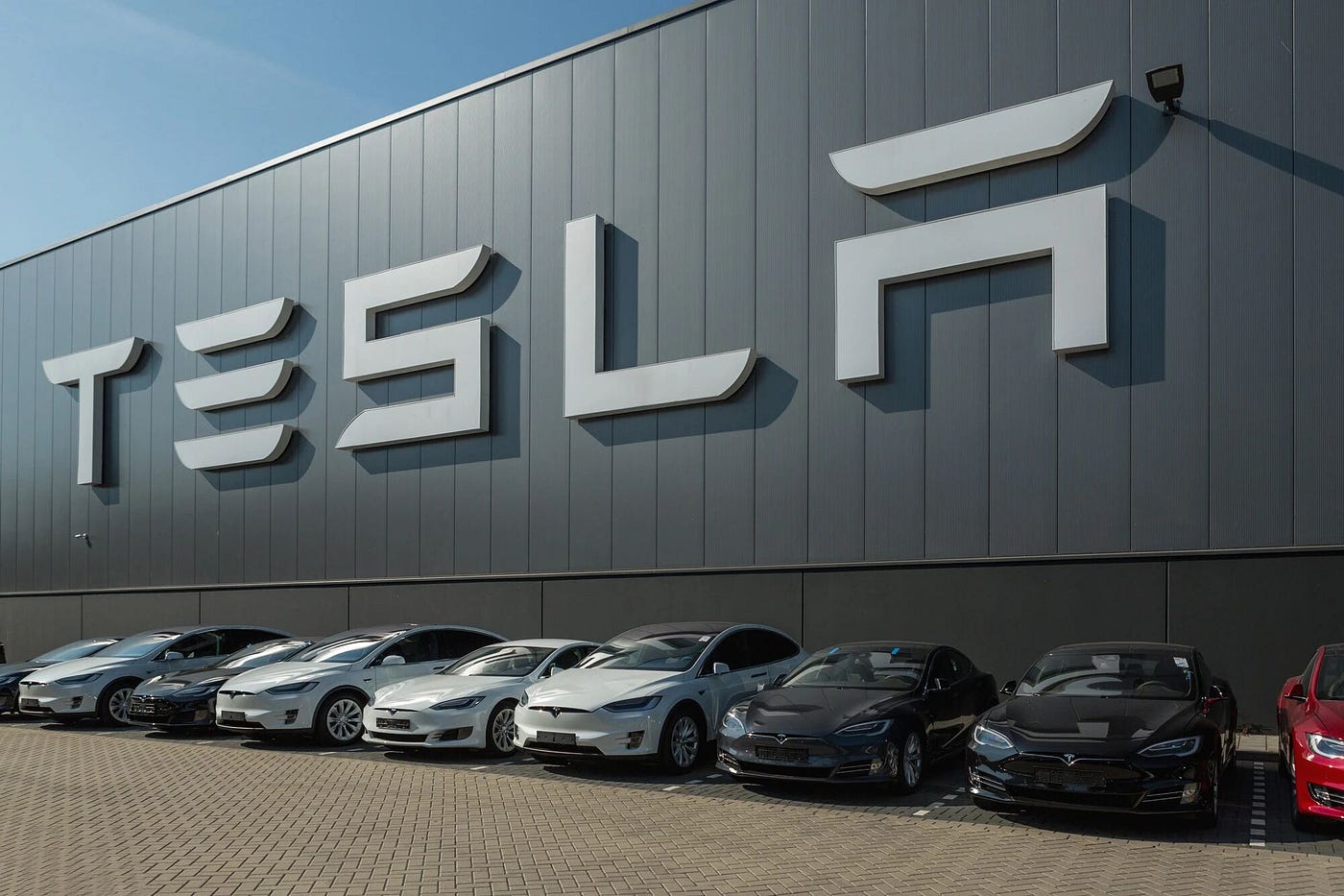 Morgan Stanley: Tesla, Hissesindeki Heyelanı Durdurmak İçin Neler Yapabilir?