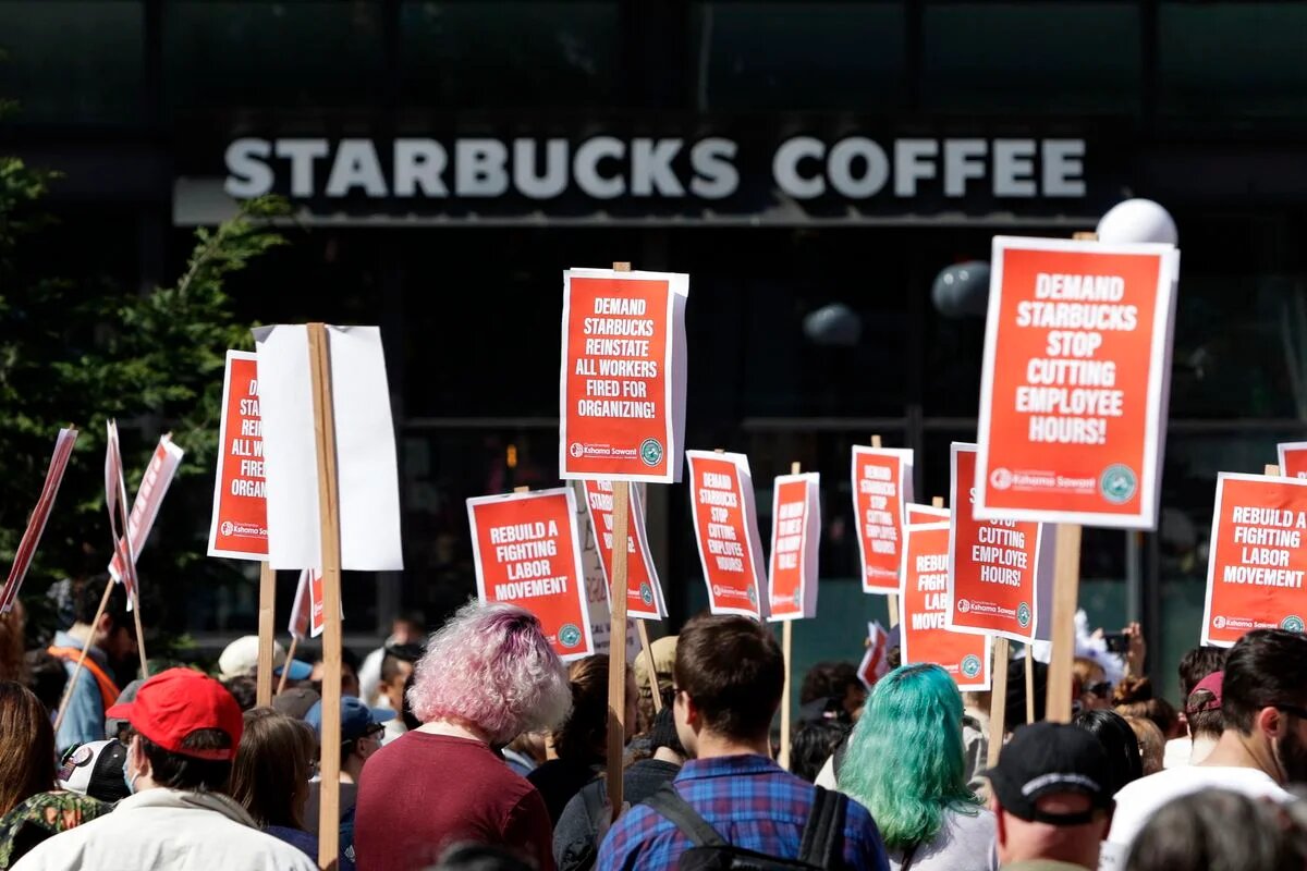 Starbucks Çalışanları New York’ta Greve Gidiyor