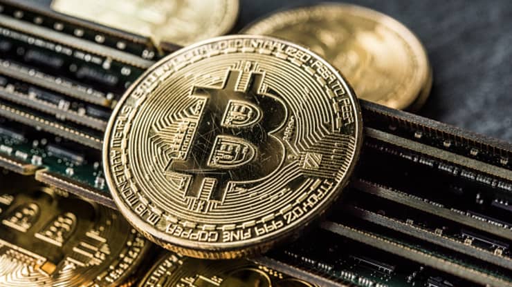 Bitcoin 1,5 Yılın Zirvesini Gördü, Madencilik Hisseleri Yükseldi